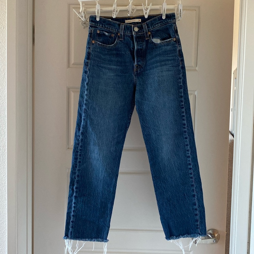 LEVIS JEANS